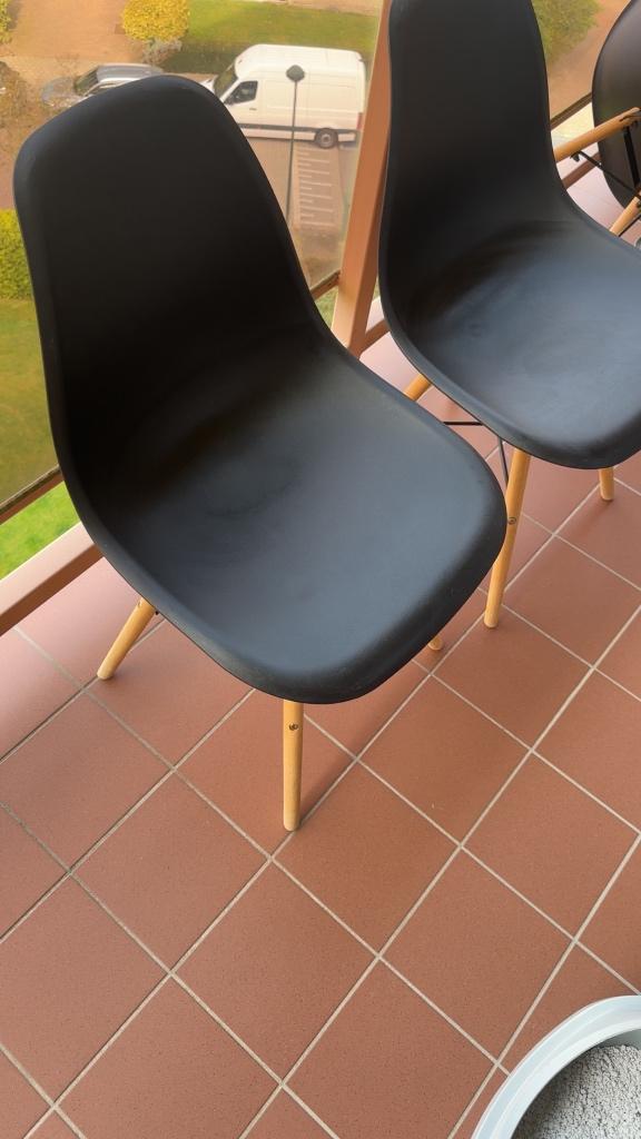 Lot de 5 chaises style scandinave noir – pieds bois, Comme neuf, Enlèvement, Cinq, Six Chaises ou plus, Bois