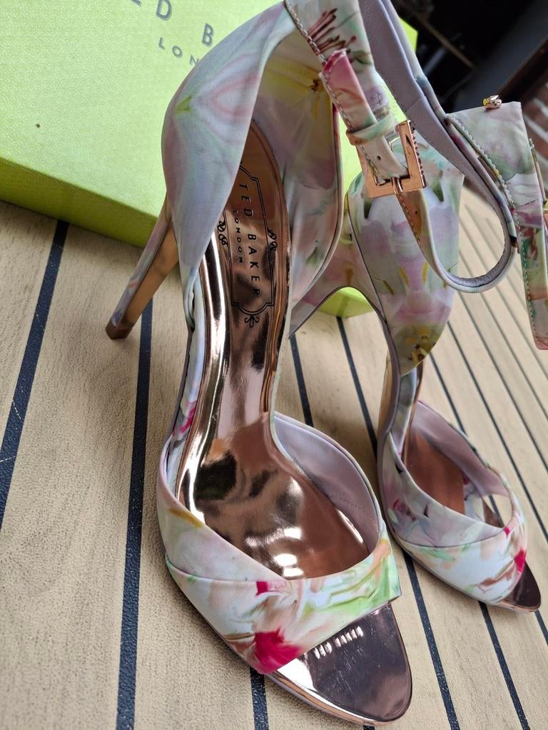 Ted Baker pumps Caleno, maat 38, Kleding | Dames, Schoenen, Ophalen, Pumps, Overige kleuren, Nieuw