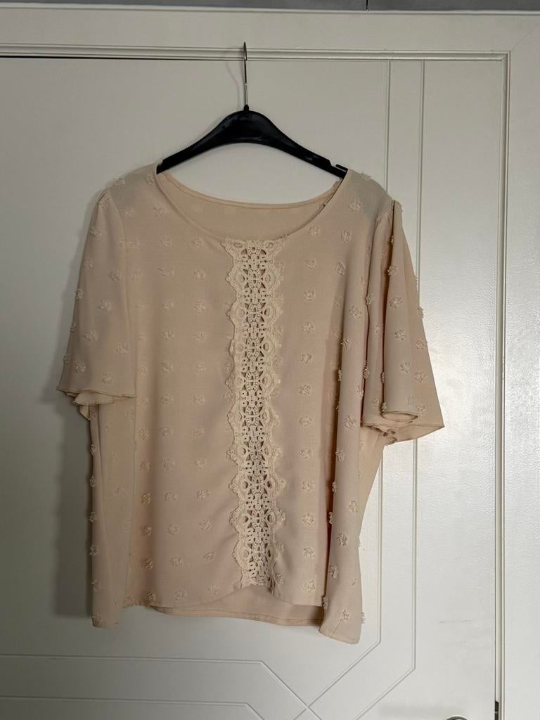 Nouveau chemisier brodé (44), Enlèvement, Neuf