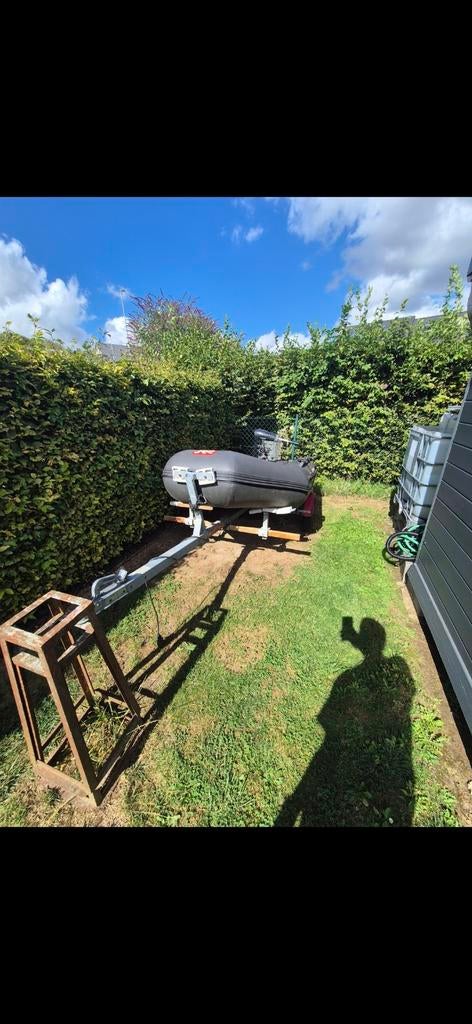 JRC Pneumatique 270 + remorque moteur etc..., Ophalen