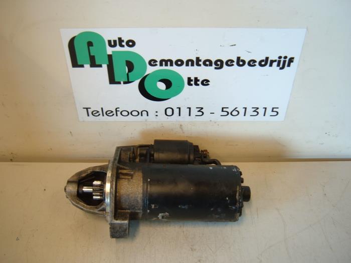 Démarreur d'un Mercedes 190E/D (190E/D 82-), 3 mois de garantie, Utilisé, -, -