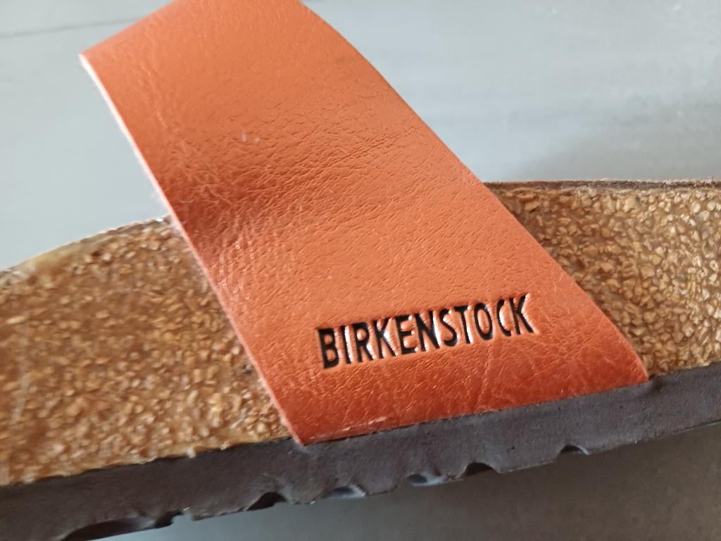 tongs Birkenstock taille 42, Vêtements | Femmes, Chaussures, Enlèvement ou Envoi, Porté, Orange, Sandales de bain