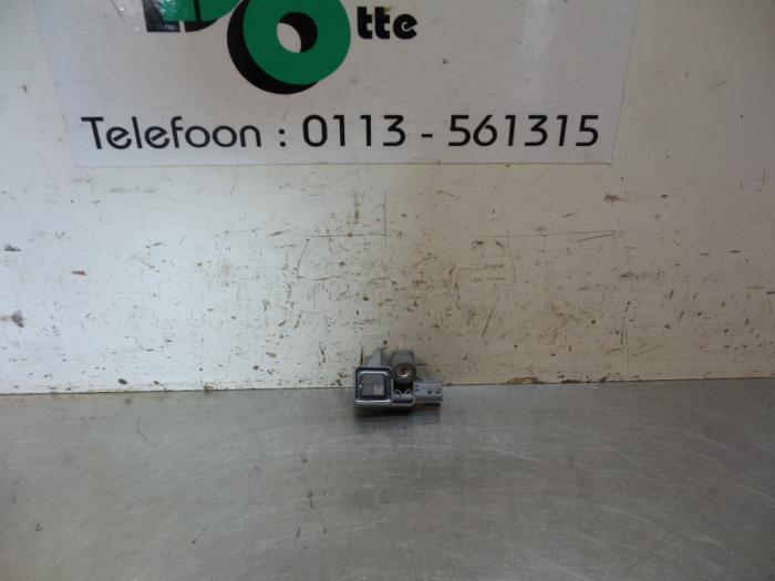 Détecteur airbag d'un Renault Clio (Clio 4 12-), Renault, -, 3 mois de garantie, Utilisé