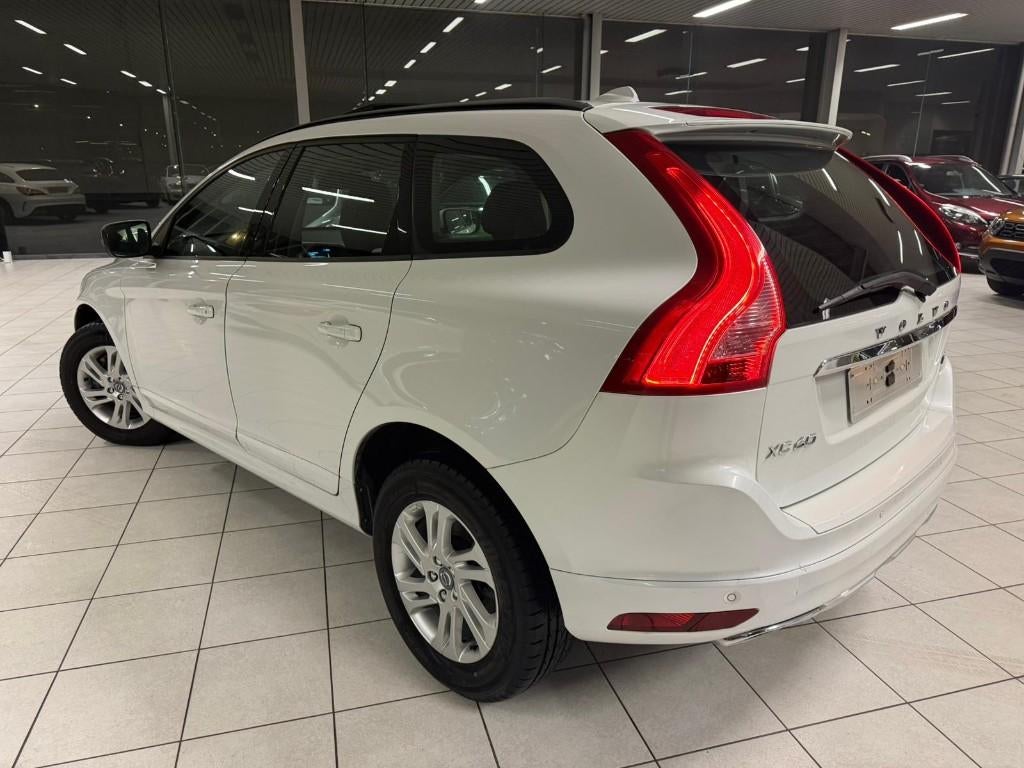 Volvo XC60 D4 2.0D 133kW Euro 6b Bouwjaar 2015, 105.000 km, Auto's, Volvo, Automaat, Euro 6, Leder, 5 deurs