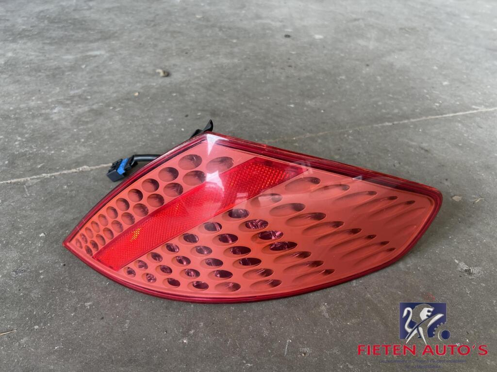 Achterlicht rechtsbuiten Peugeot 307 CC, Auto-onderdelen, Gebruikt, Ophalen of Verzenden, Peugeot, Peugeot