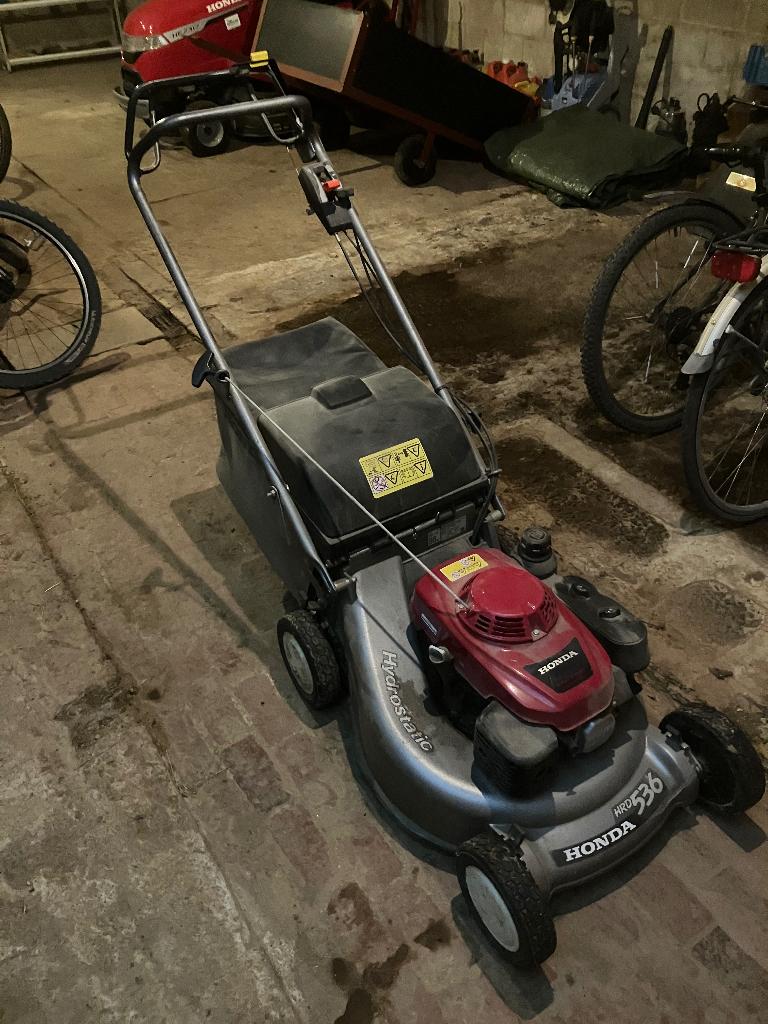 Tondeuse à gazon professionnelle Honda HRD-536-HXE, Jardin & Terrasse, Tondeuses à gazon, Honda, Tondeuse rotative, Tondeuses à gazon à essence