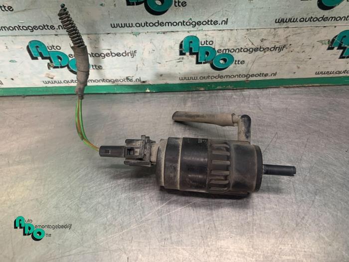 Ruitensproeierpomp voor van een Fiat Fiorino (Fiorino 08-), Auto-onderdelen, Gebruikt, -, -, Ophalen of Verzenden