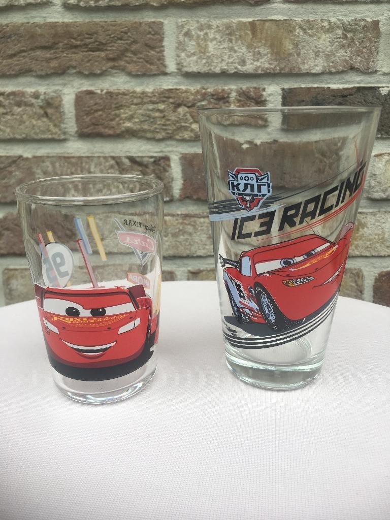 GLAS DISNEY AMORA PIXAR CARS EN RACING ZO GOED ALS NIEUW, Ophalen of Verzenden, Overige figuren, Zo goed als nieuw, Overige typen