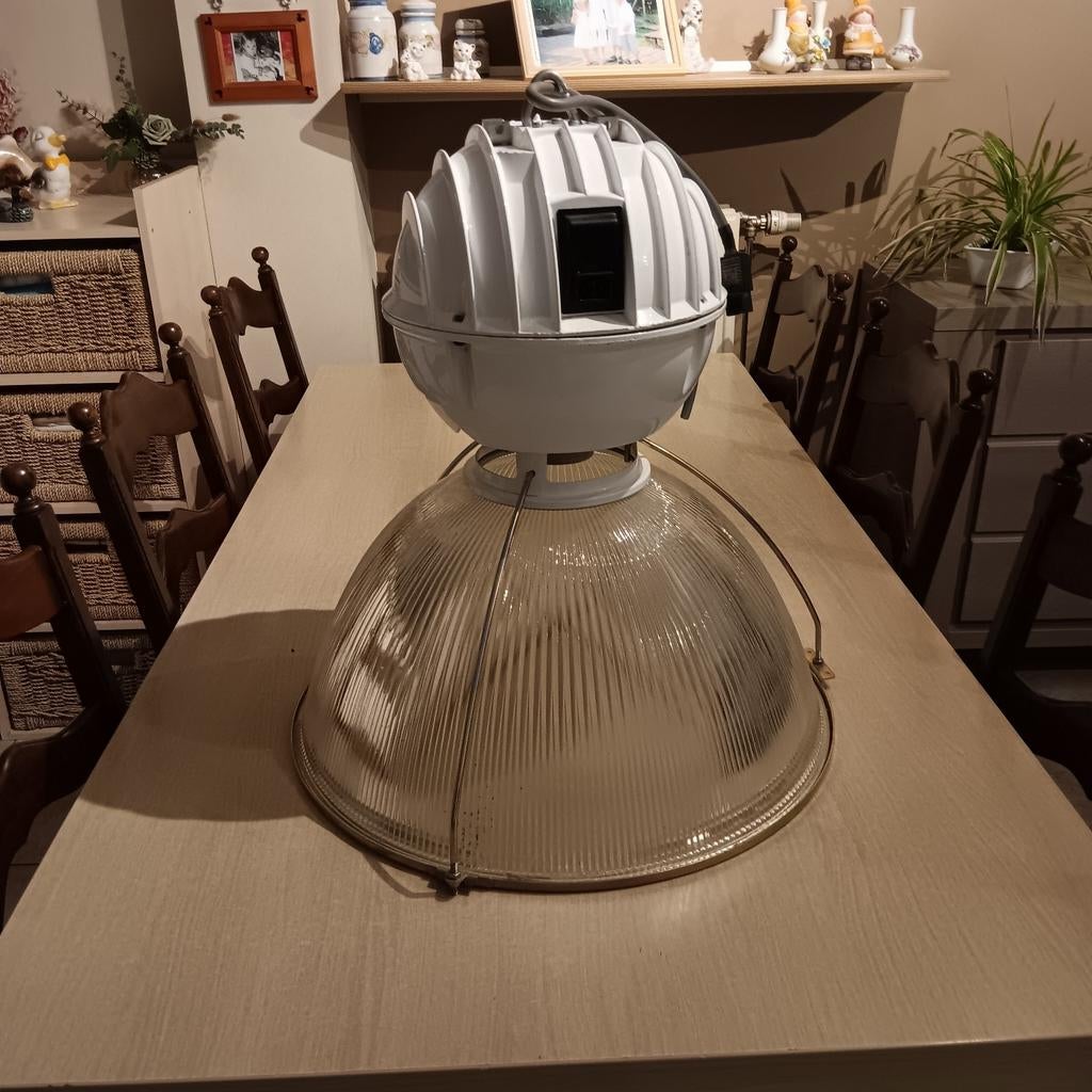 Lampe d'usine vintage, Antiquités & Art, Enlèvement