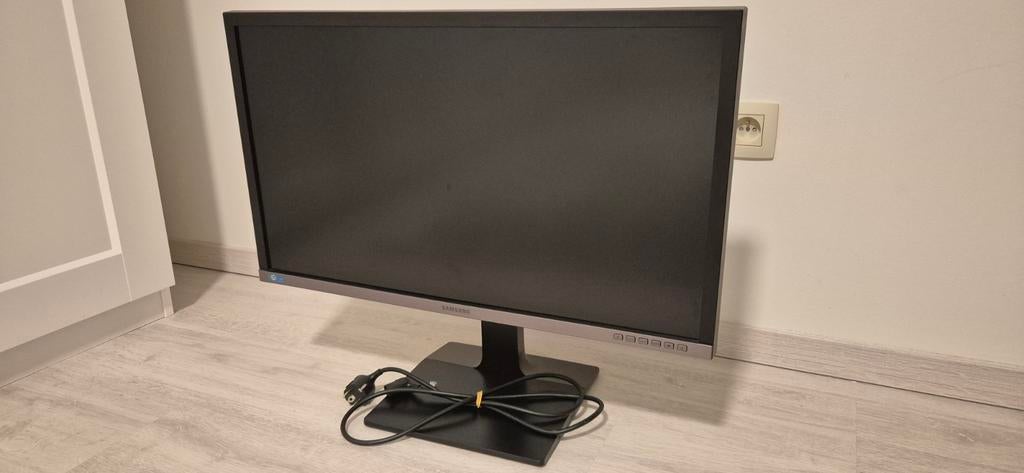 Samsung 3840x2160 (4K)  monitor 28", Enlèvement, HDMI