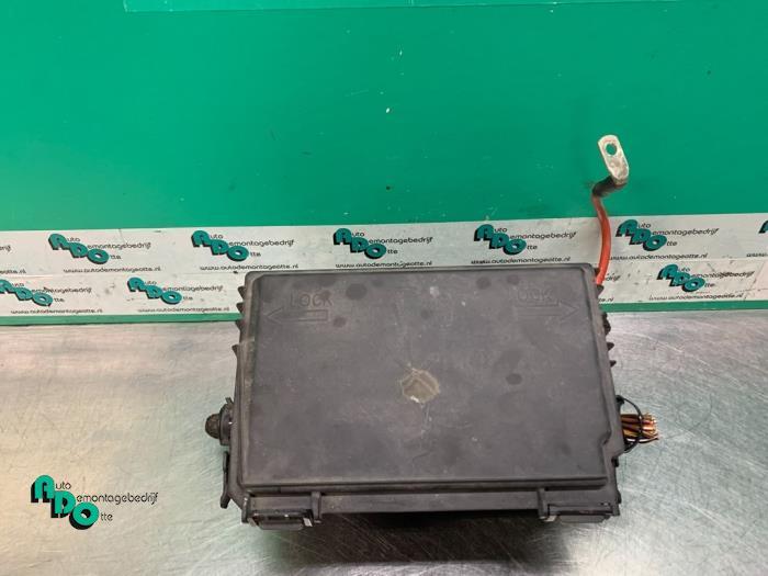 Boîte à fusibles d'un Opel Corsa (Corsa D 07-), Autos : Pièces & Accessoires, -, Opel, 3 mois de garantie, Utilisé