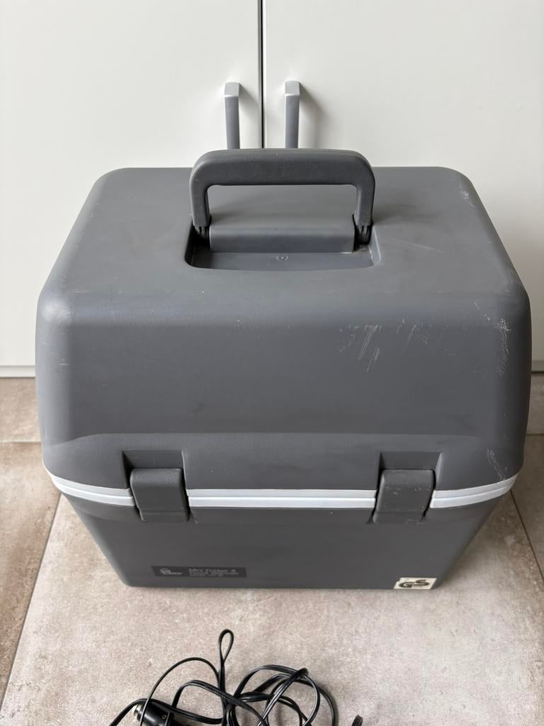 Glacière pour voiture « EMS » (18 litres), Caravanes & Camping, Enlèvement ou Envoi, Comme neuf