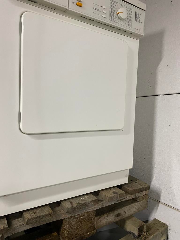 Droogkast + wasmachine, Ophalen, Zo goed als nieuw