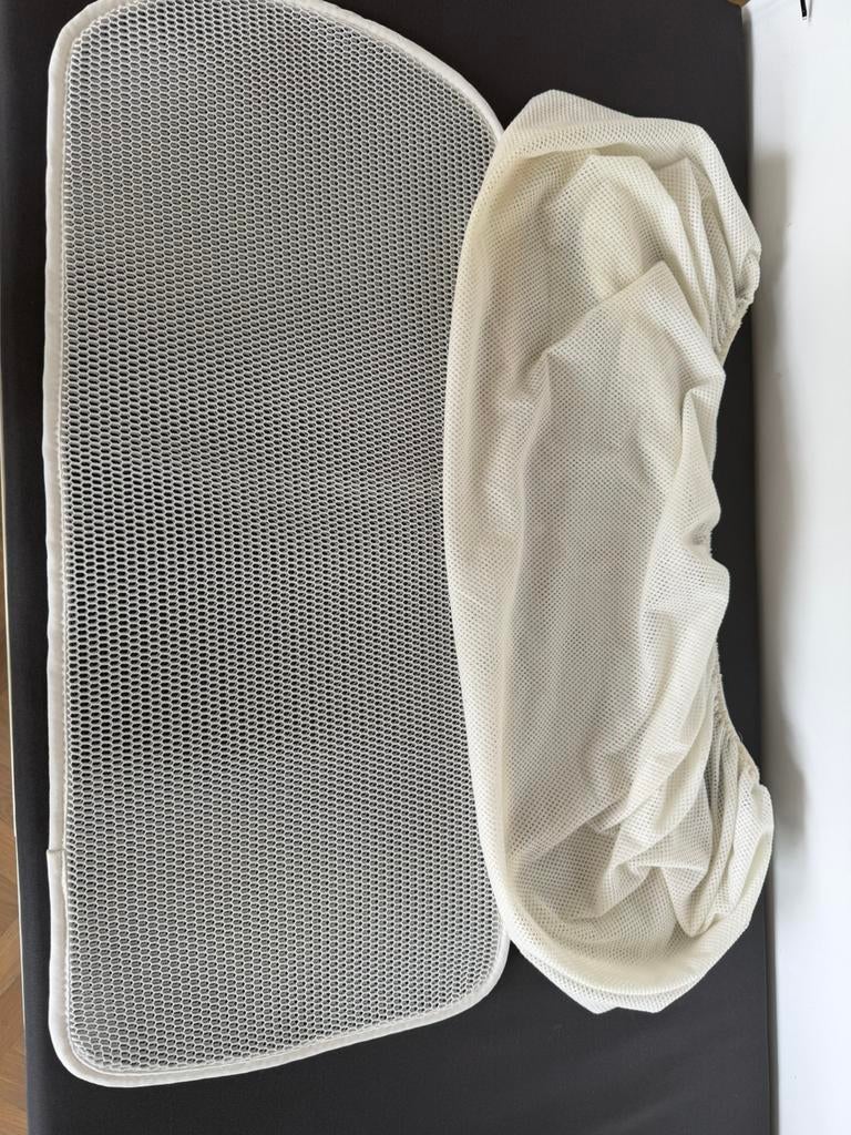 Surmatelas et drap-housse Aerosleep, Enlèvement, Comme neuf