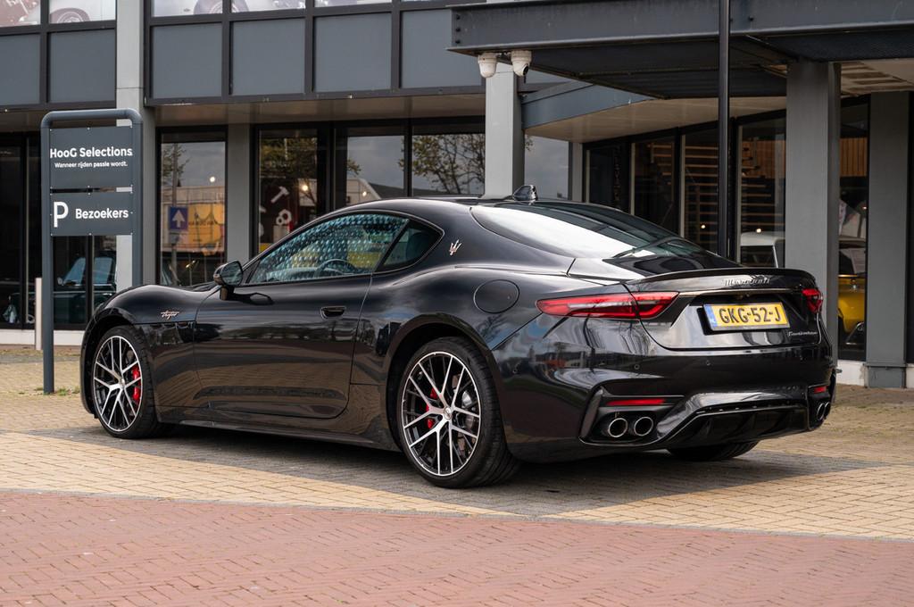 Maserati GranTurismo V6 AWD Trofeo (automatique), Cuir, Euro 6, Entreprise, Volant chauffant