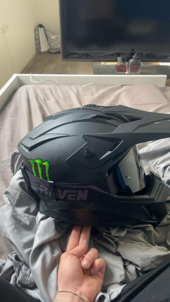 Raven helm, Ophalen, Tweedehands, M, Offroadhelm