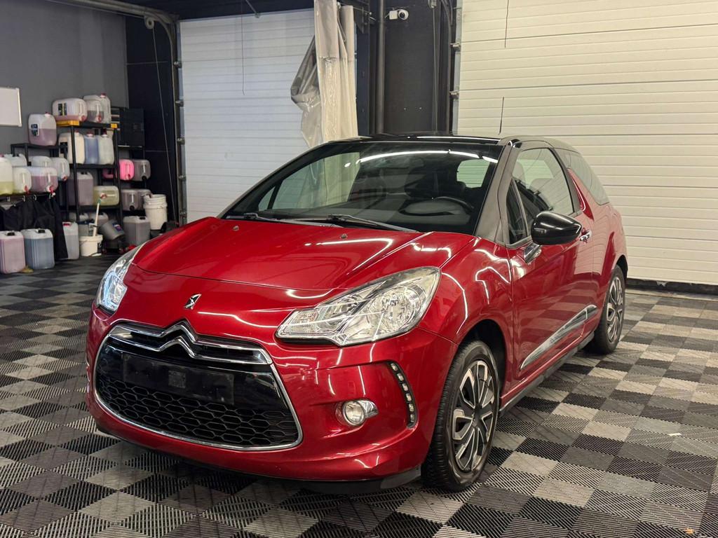 Citroën DS3 DS3 1.4 VTi Chic, Auto's, Citroën, Euro 5, Gebruikt, Zwart, 95 pk