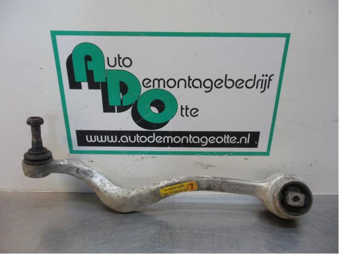 Bras de suspension avant gauche d'un BMW 5-Serie (5-Serie 95, Autos : Pièces & Accessoires, -, 3 mois de garantie, Utilisé, -