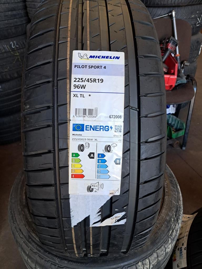 2254519 225/45/19 225/45r19 zomer nieuw Michelin PILOT SPORT, Auto-onderdelen, Besturing, Audi, BMW, Citroën, Daihatsu, Fiat, Ford