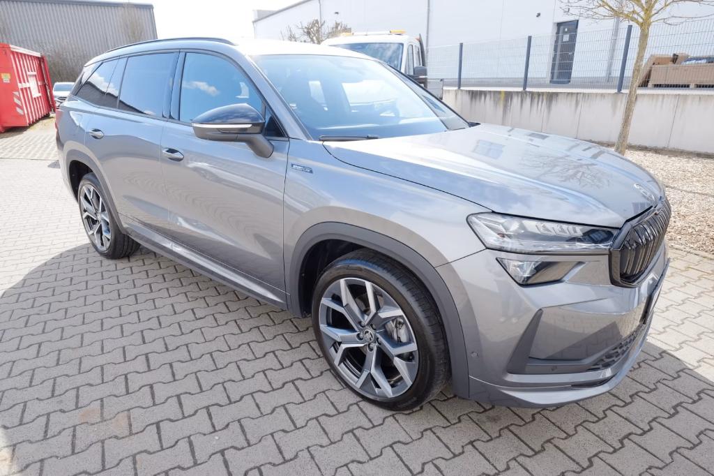 NEW KODIAQ MHEV 150PK SPORTLINE 7PL/TREKH/PANO/20/MATRIX-25%, Autos, Skoda, Argent ou Gris, Achat, Euro 6, Entreprise