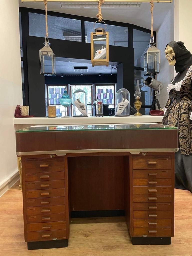 Vintage Toonbank, Ophalen