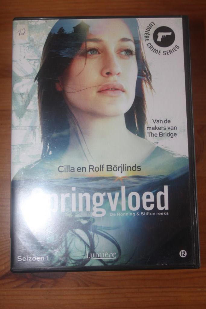 Springvloed  seizoen 1   (Lumière)  Zweedse politieserie, Vanaf 12 jaar, Ophalen of Verzenden, Zo goed als nieuw, Drama