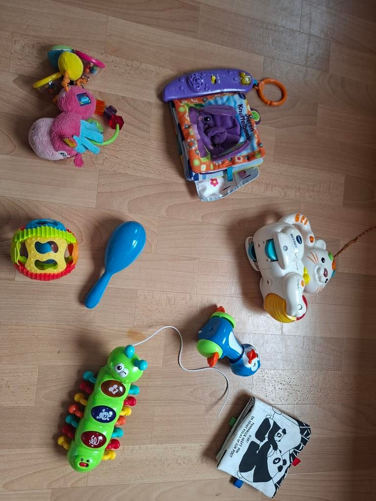 Assortiment babyspeelgoed, Enlèvement