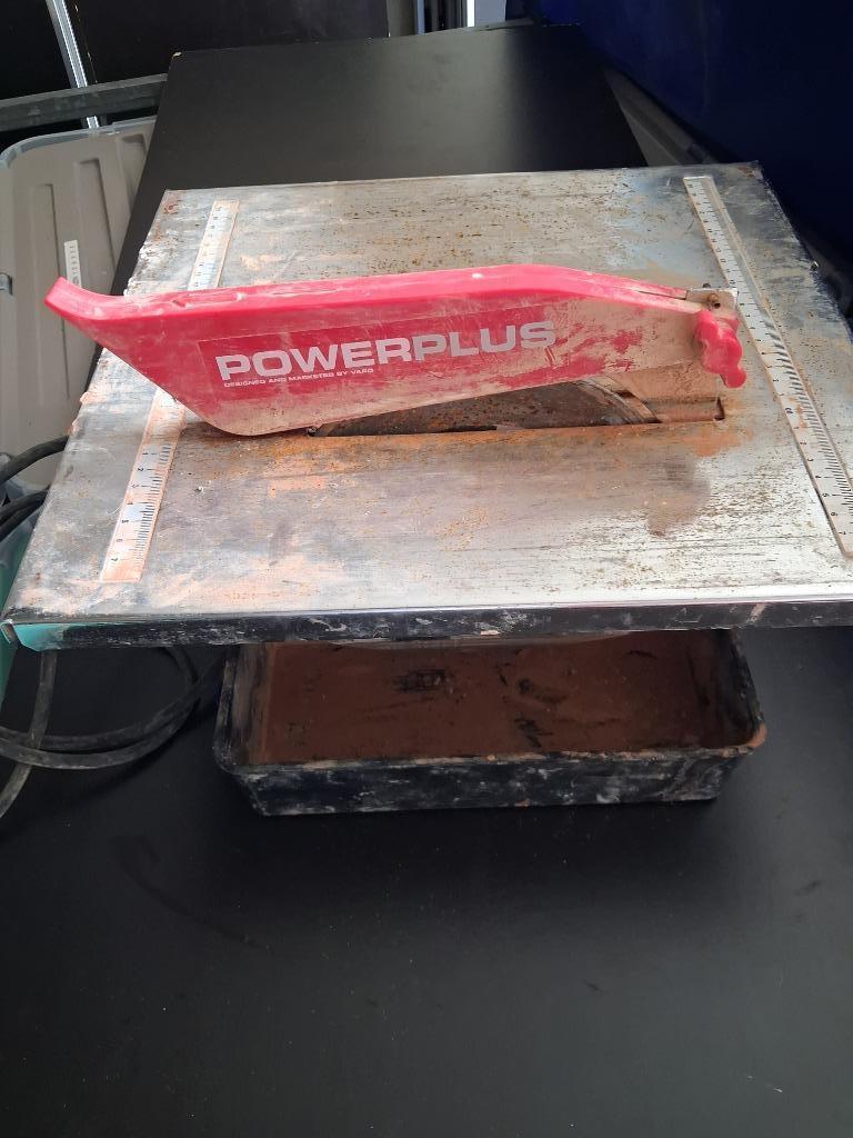 powerplus tegelzaag, Doe-het-zelf en Bouw, Ophalen, Gebruikt, Overige typen, 600 tot 1200 watt
