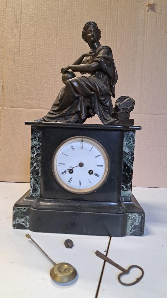 Antieke Empire klok, Antiek en Kunst, Antiek | Klokken, Ophalen