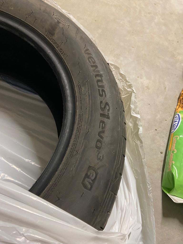 Pneus 19 pouces (2x 255/50R19), 255 mm, Véhicule de tourisme, Pneus été, Pneu(s)