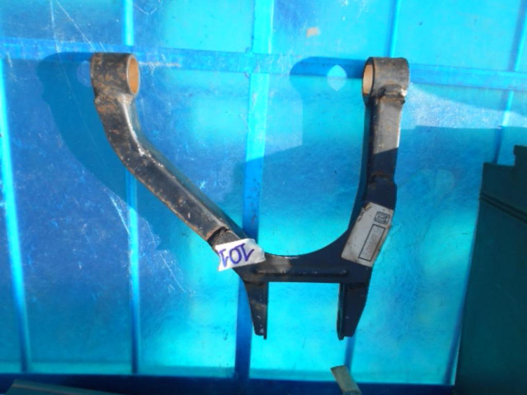 Bras de suspension supérieurs avant De Tomaso Pantera, Enlèvement, Neuf