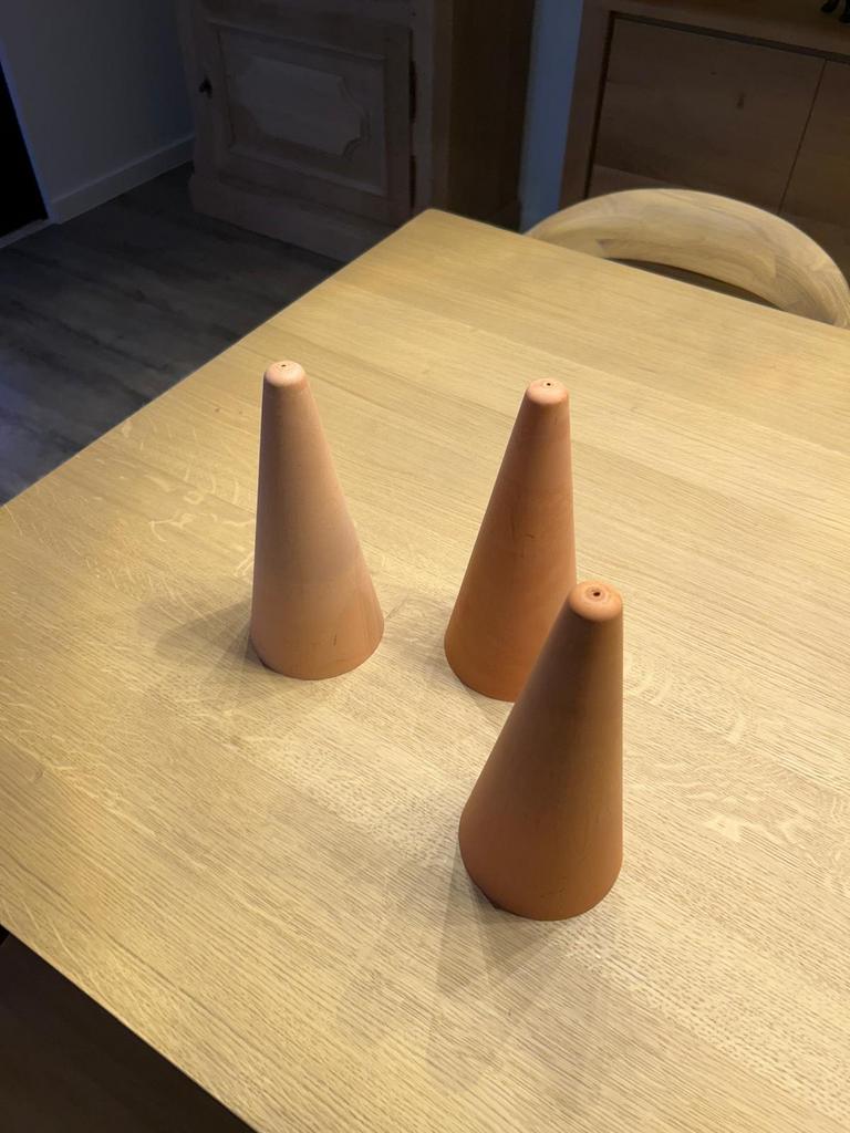 Discus kegels, Enlèvement, Comme neuf