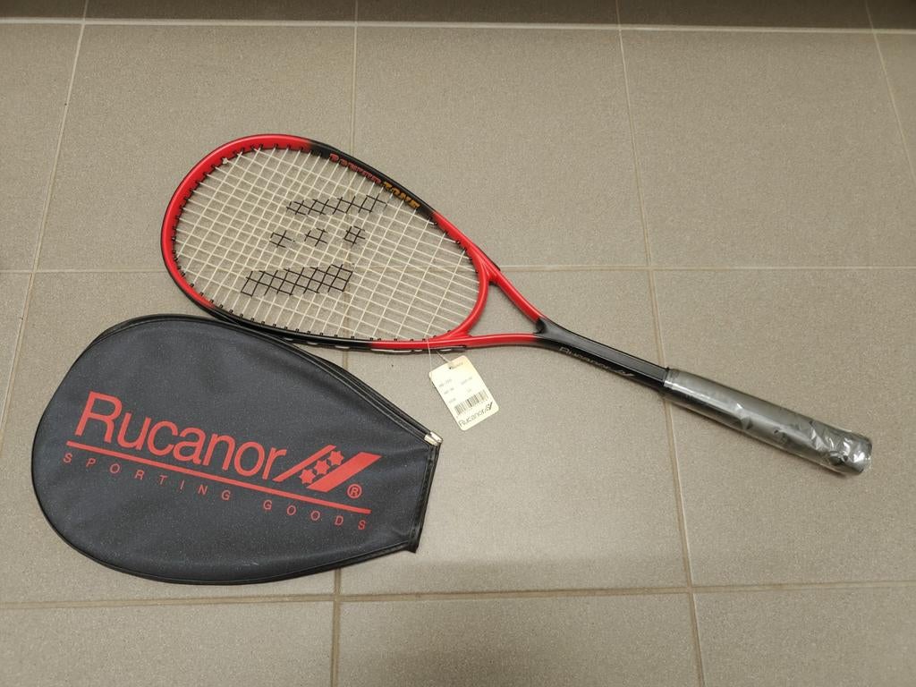 Squash racket nieuw, Sport en Fitness, Squash, Ophalen of Verzenden, Nieuw, Racket, Met hoes