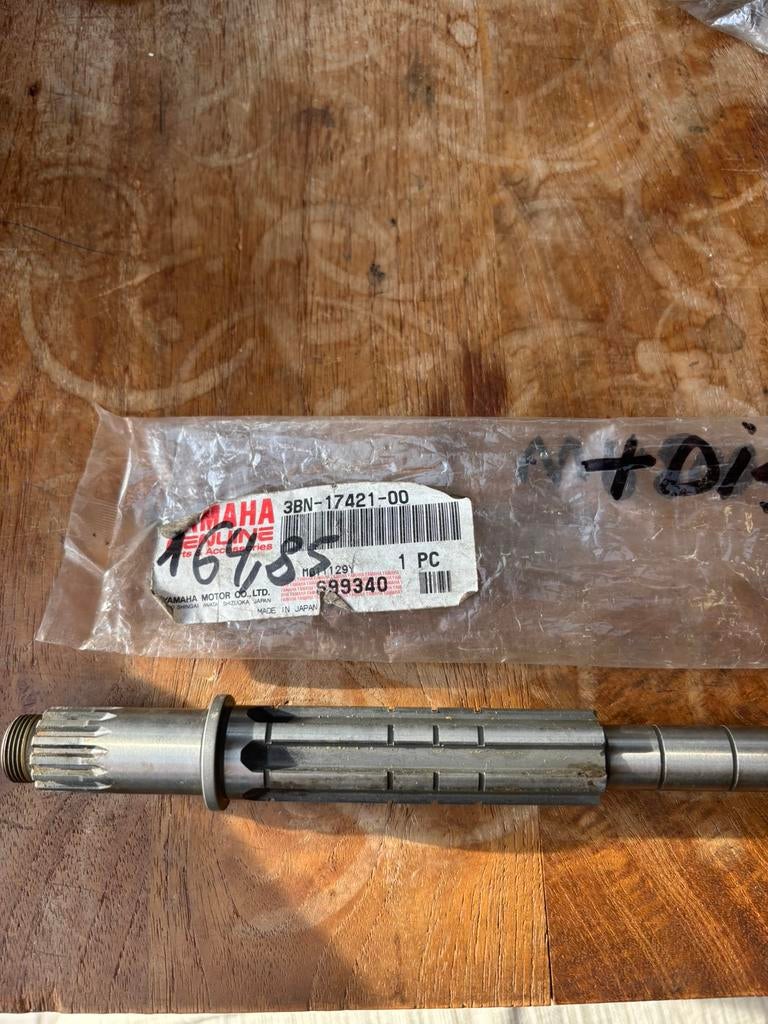 3BN-17421-00 AXE WR 200, Enlèvement ou Envoi, Neuf