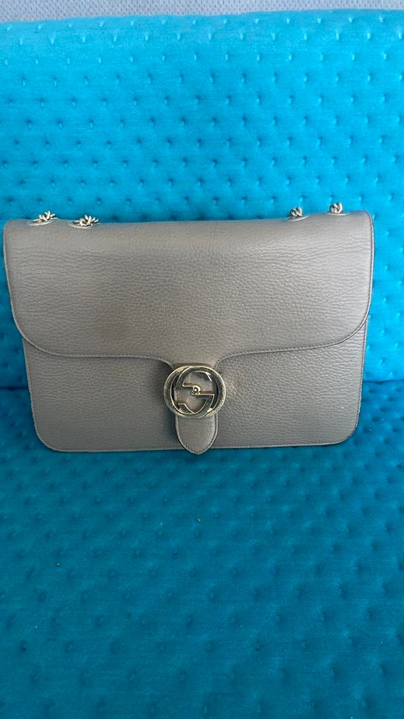 Sac Gucci en cuir, Bijoux, Sacs & Beauté, Sacs | Sacs à bandoulière, Comme neuf