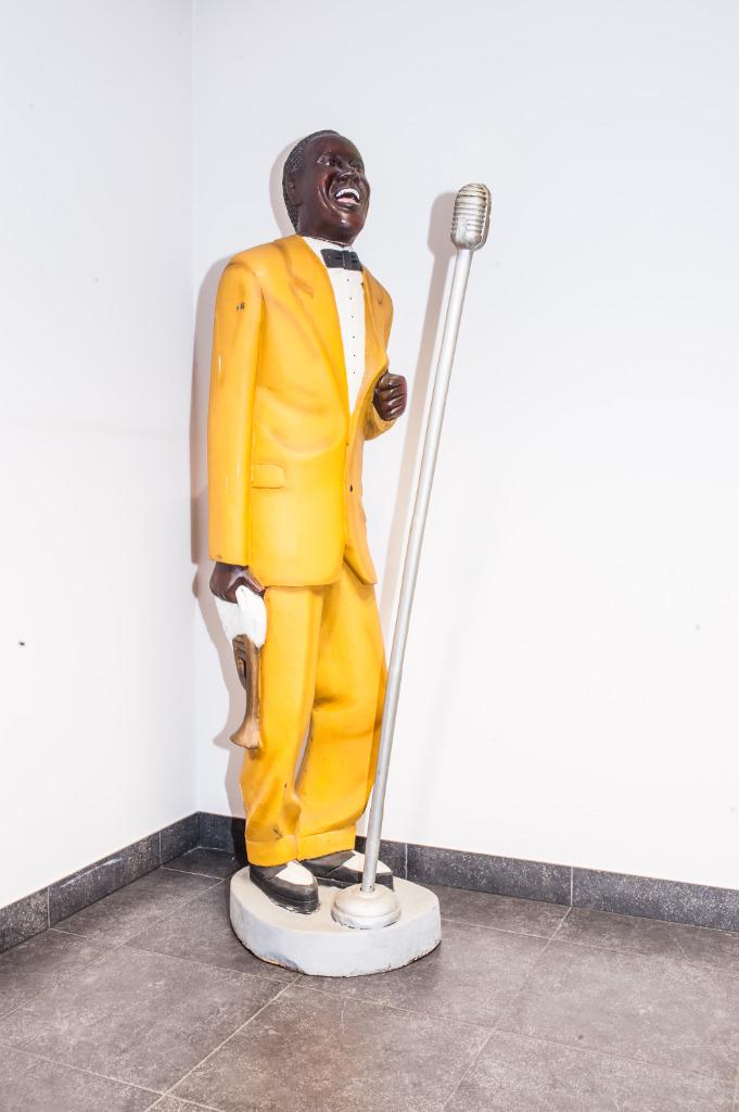 Zingende Louis Armstrong  vintage beeld ‘80, Ophalen