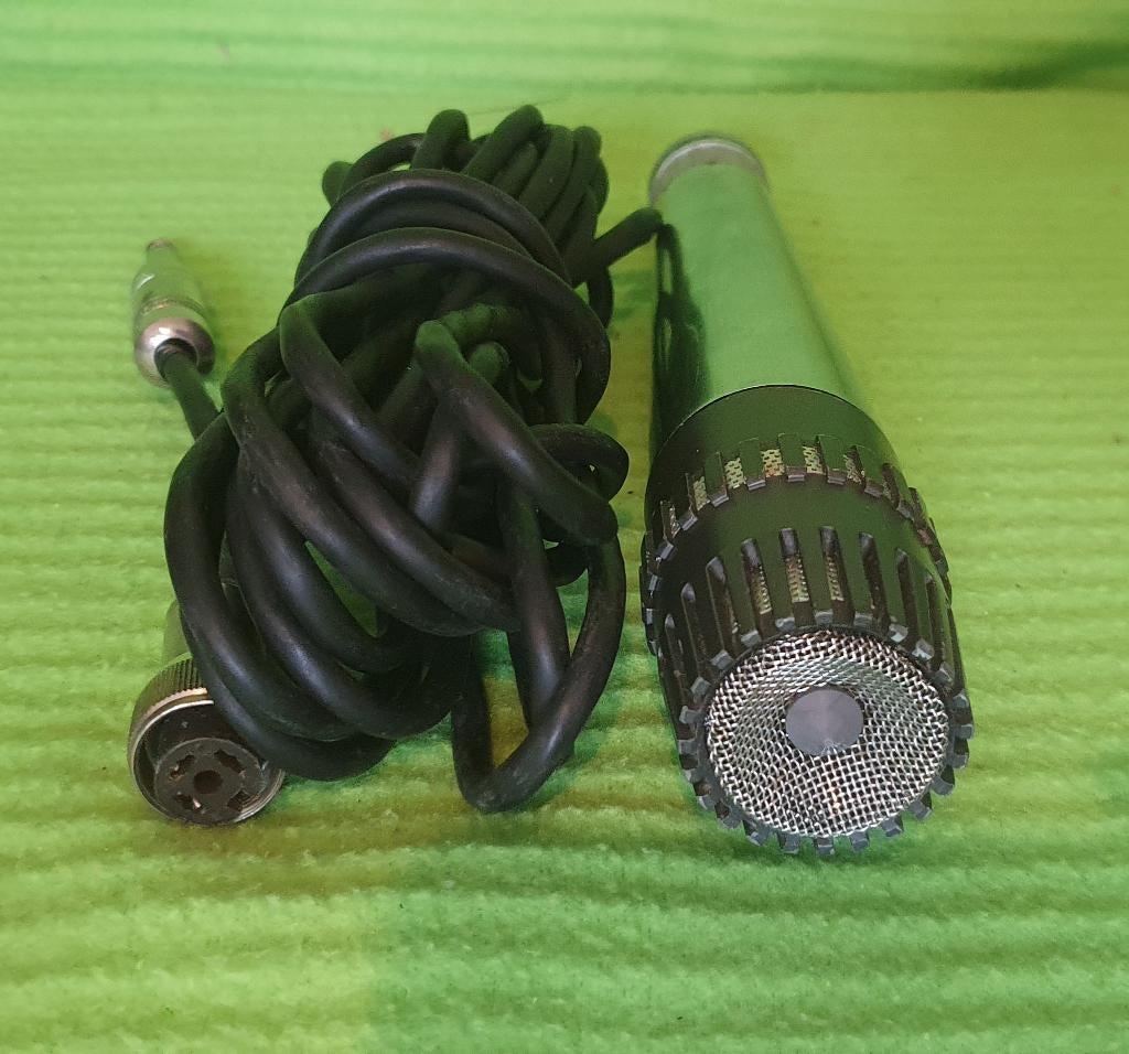 Micro vintage Beyer M67, Musique & Instruments, Microphones, Enlèvement ou Envoi, Utilisé, Micro pour instrument