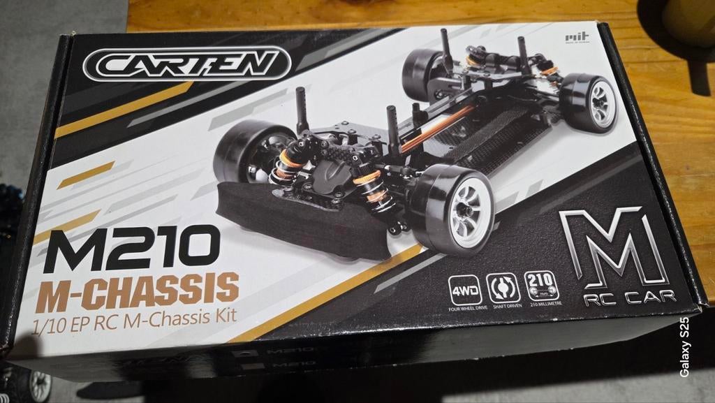 Rc 1/10 Carten M210R, Ophalen of Verzenden