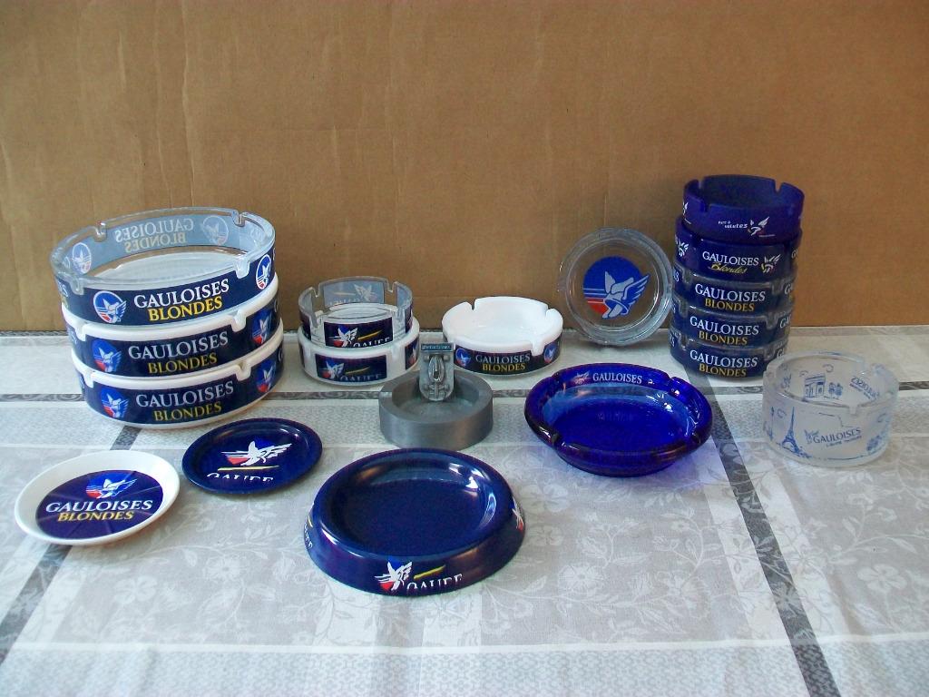Asbak Gauloises Cigarette Cendrier Ashtray Vintage Retro., Enlèvement ou Envoi, Comme neuf, Cendrier