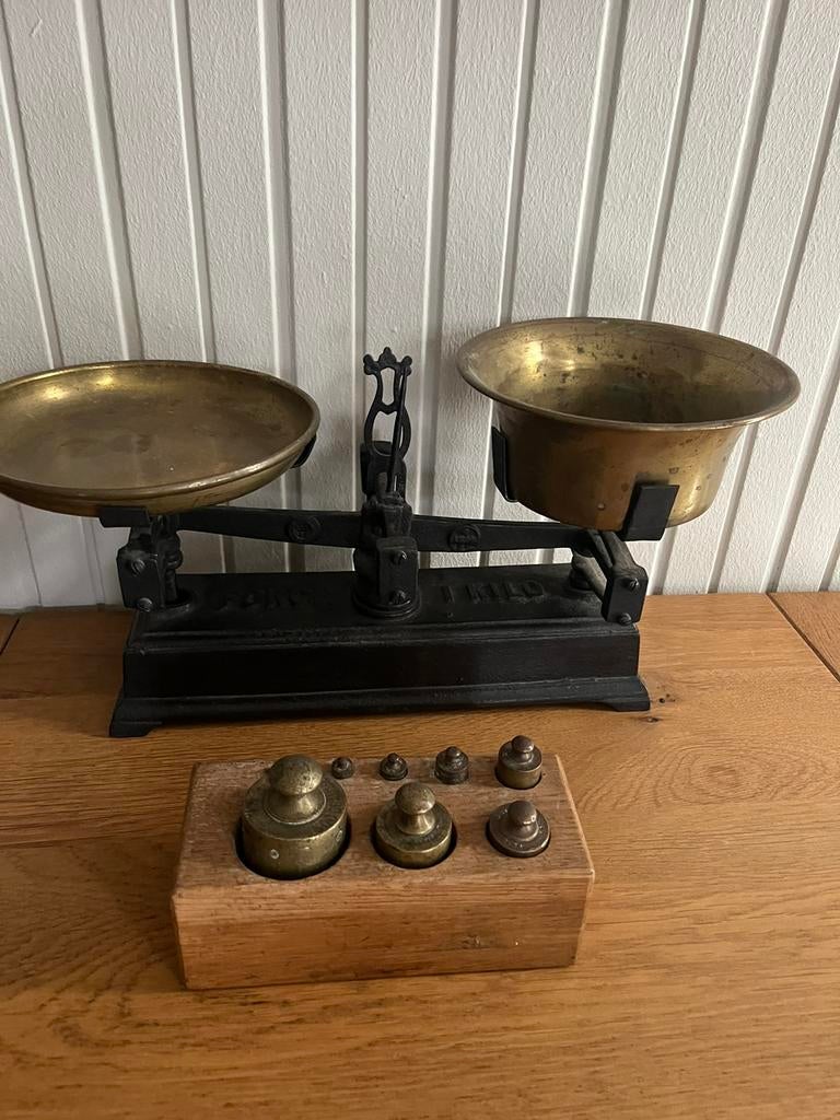 Balance avec poids, Antiquités & Art, Enlèvement ou Envoi