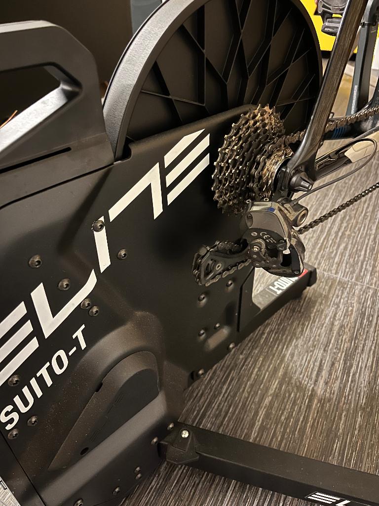 Elite Suito-T trainer incl cassette en voorwielsteun, Ophalen, Zo goed als nieuw, Overige typen
