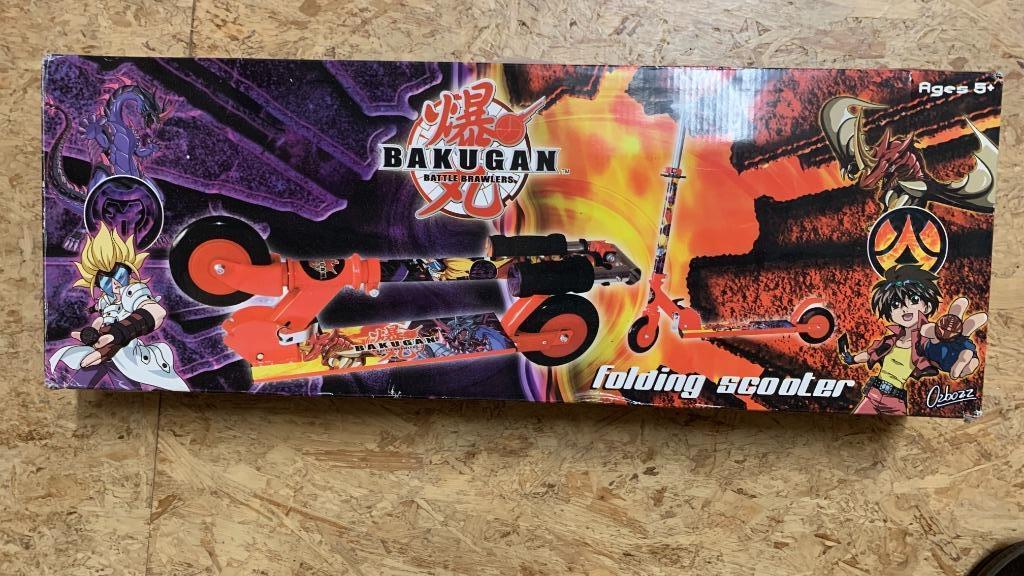 Bakugan folding scooter - step, Verzamelen, Ophalen, Nieuw