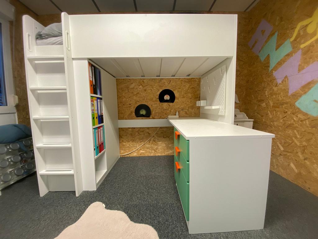 Lit mezzanine Ikea Smastad & coffre à jouets/canapé, Enfants & Bébés, Enlèvement, Utilisé, Lit mezzanine