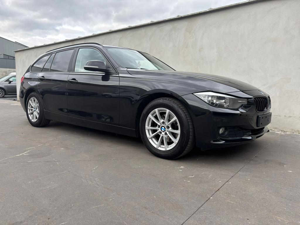 Bmw 318d 2015 automatique 165 000 km, Autos, Cuir, Euro 5, Achat, Noir