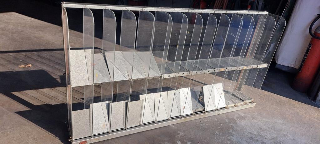 Rangement industriel armoire, Antiquités & Art, Enlèvement