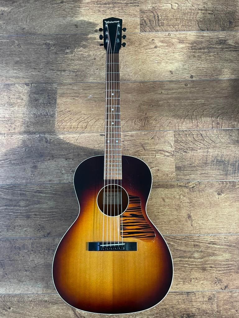 Waterloo WL14X, Muziek en Instrumenten, Verzenden, Gebruikt, Western- of Steelstringgitaar, Met koffer