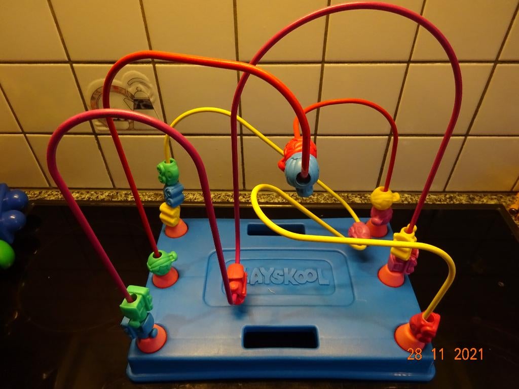 Playskool,groot kralenspel met voertuigen als kralen*VINTAGE, Enfants & Bébés, Jouets | Fisher-Price, Enlèvement ou Envoi