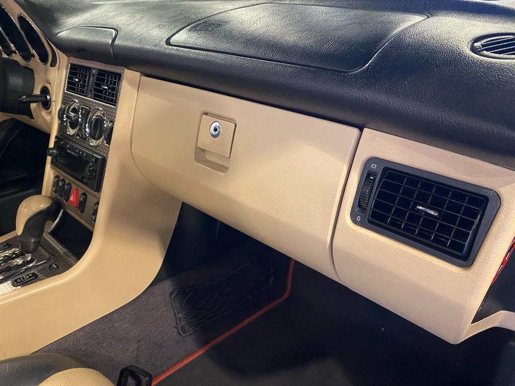 Mercedes-Benz SLK SLK320 AMG Line (automatique), Autos, Rouge, 218 ch, Achat, Entreprise