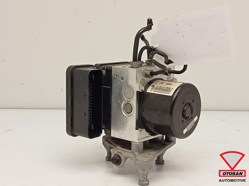 Pompe ABS Mercedes Classe C W204 A1724314212, Autos : Pièces & Accessoires, Mercedes-Benz AG, Mercedes-Benz, Utilisé, Mercedesstrasse 120
70372  Stuttgart, DE