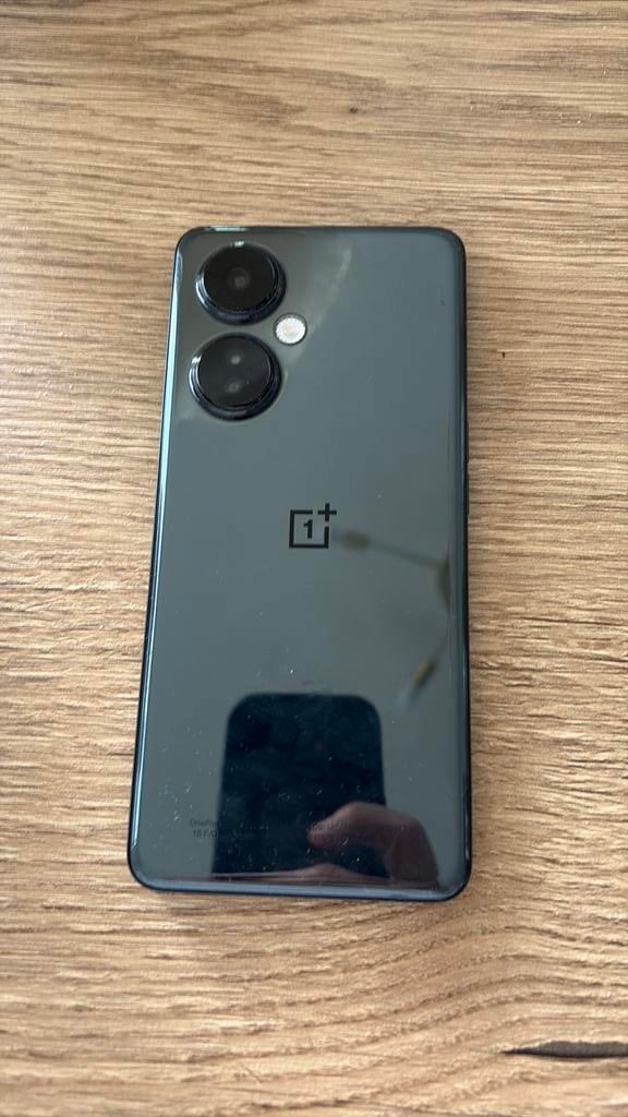 One plus phone, Telecommunicatie, Mobiele telefoons | Overige merken, Ophalen, Zo goed als nieuw